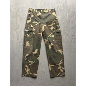 Vintage Camoflauge Cargo Pants 34x30 Green 1990s Straight Leg USA